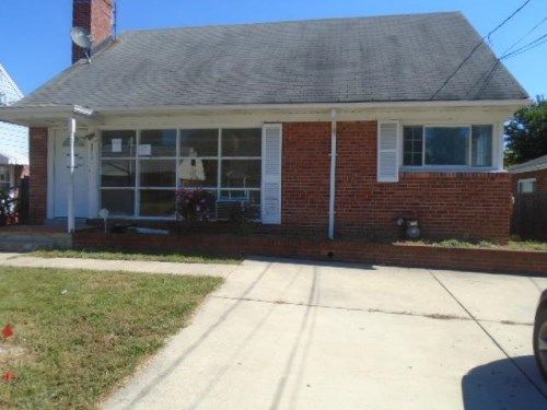 6913 22nd Pl, Hyattsville, MD 20783