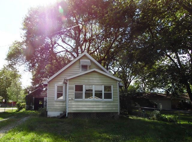 130 S Euclid Ave, East Peoria, IL 61611