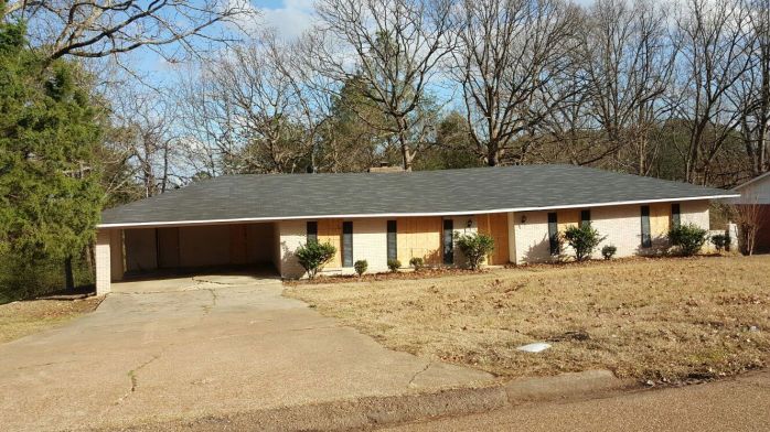 806 Franklin Dr, Clinton, MS 39056