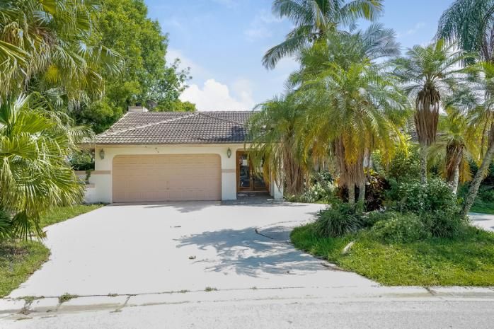 6602 Nw 48th St, Pompano Beach, FL 33067