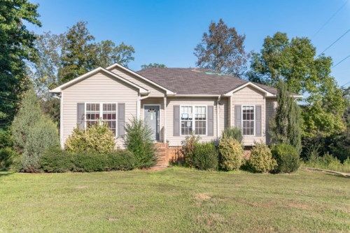 5312 Stablehouse Dr, Pinson, AL 35126