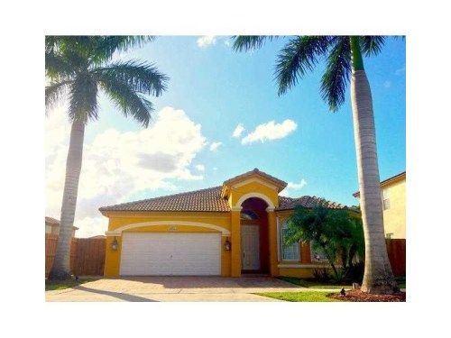 8452 NW 110 AV, Miami, FL 33178