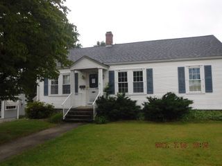 972 Cass Ave, Woonsocket, RI 02895