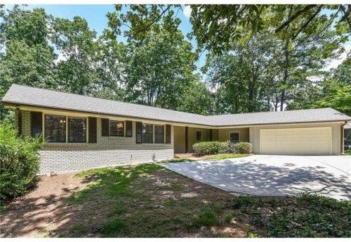 6410 Colewood Ct, Atlanta, GA 30328