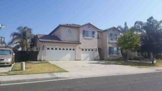 1946 W Hampton Dr, Hanford, CA 93230