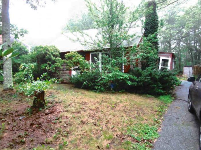 50 Woodridge Rd, East Sandwich, MA 02537