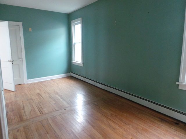 1664 Carrie Street, Schenectady, NY 12308