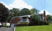 5215 Springdale Dr Pittsburgh, PA 15236