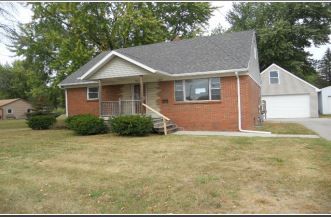 506 Tittabawassee Rd, Saginaw, MI 48604