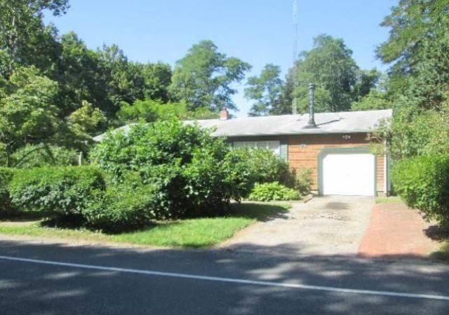 600 Oak Hill Rd, North Kingstown, RI 02852