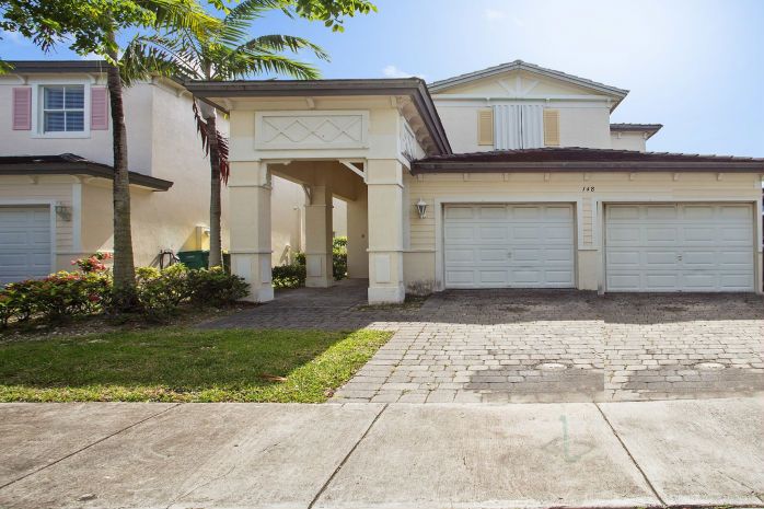 148 NE 36 AVE RD, Homestead, FL 33033