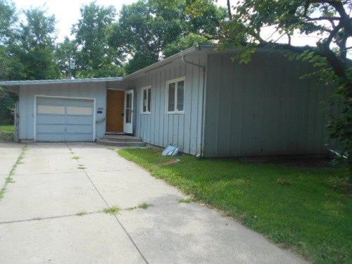 5529 SW 19th St, Topeka, KS 66604