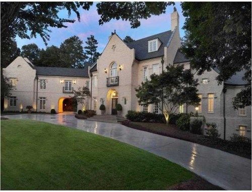 105 E Chambord Dr NW, Atlanta, GA 30327