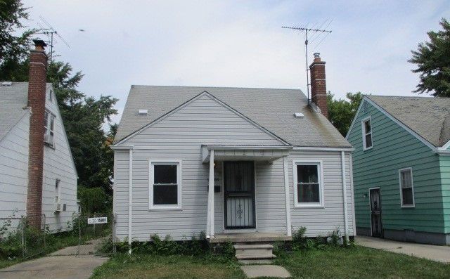 15881 Eastburn St, Detroit, MI 48205