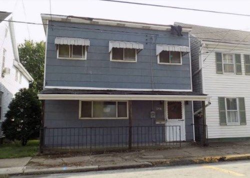 427 Washington St, Mount Pleasant, PA 15666