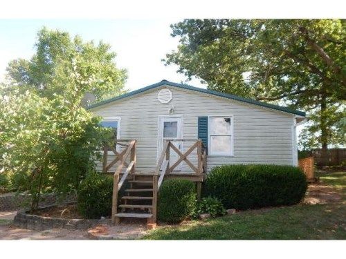 551 Karen Dr, Hillsboro, MO 63050