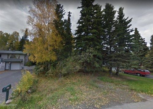 6960 Crawford Street, Anchorage, AK 99502