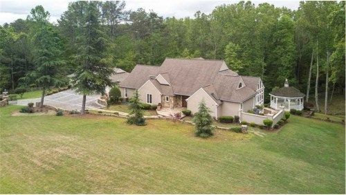 1350 Keans Ct, Roswell, GA 30075