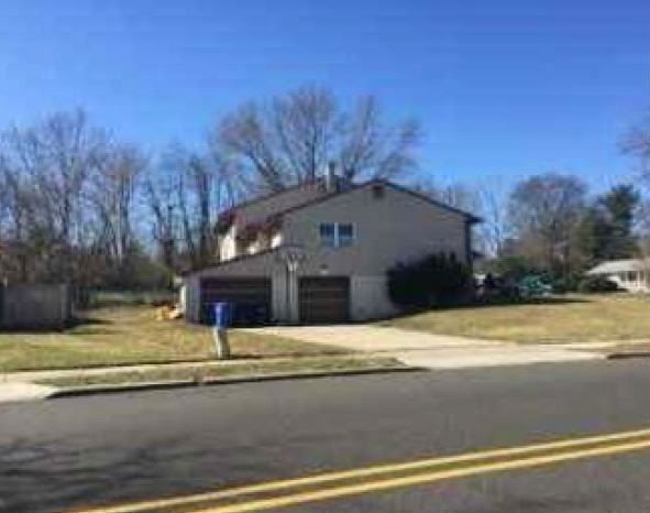 227 Swedes Run Dr, Riverside, NJ 08075