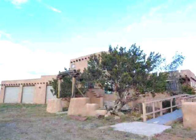 5 Raudo Pl, Santa Fe, NM 87508