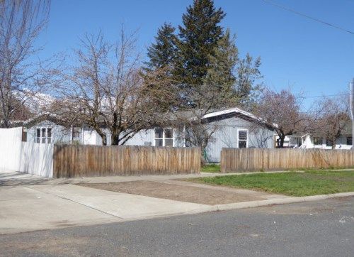 1345 4th St, Baker City, OR 97814