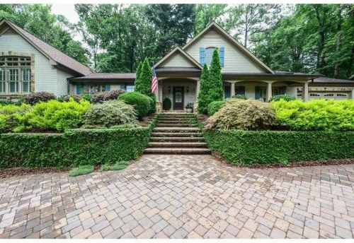 735 Starlight Ln, Atlanta, GA 30342