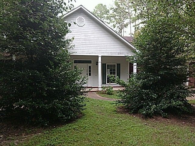 30 Mcillwain Ln, Hattiesburg, MS 39402