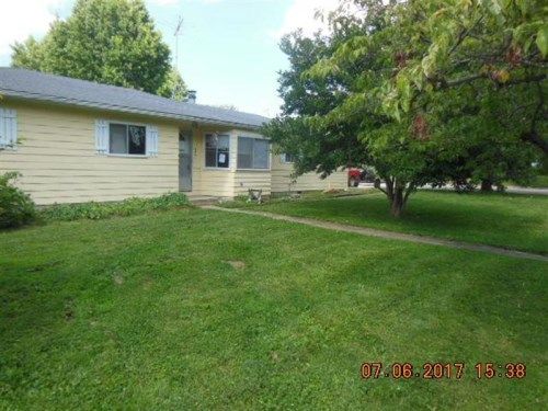 204 KUHN AVE, Lebanon, MO 65536