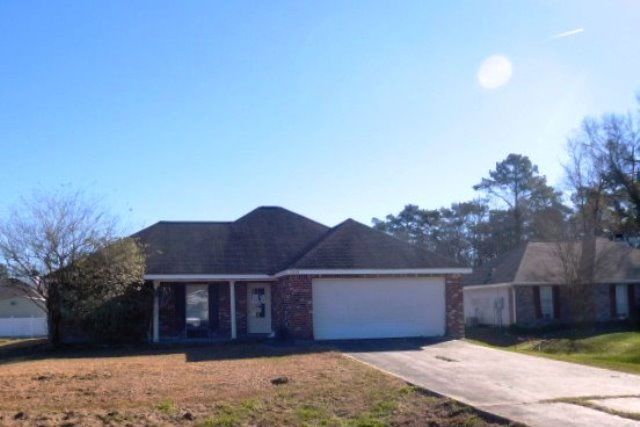 15258 E Bayou Dr, Prairieville, LA 70769