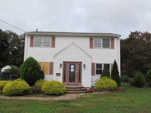 421 Pine Street, Williamstown, NJ 08094