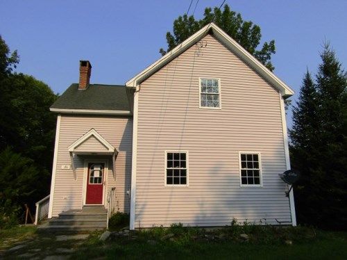 186 Church St, Dexter, ME 04930