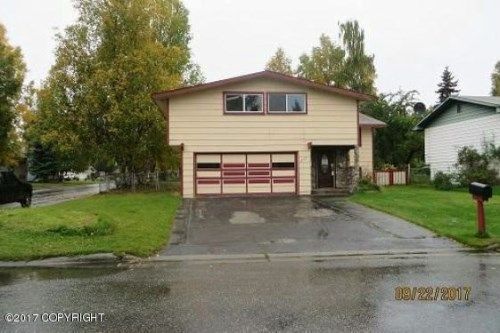 1952 Bartlett Drive, Anchorage, AK 99507