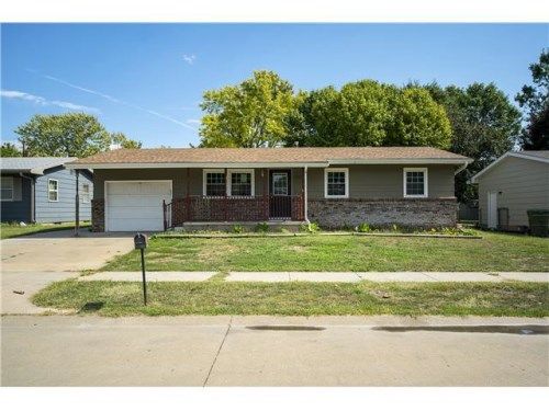 2329 Aurora Ave, Salina, KS 67401