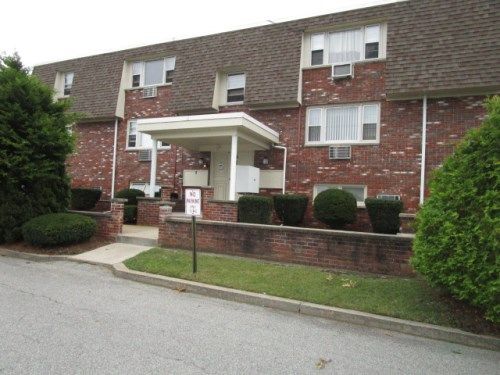 9 Cynthia Drive Unit 3, North Providence, RI 02911