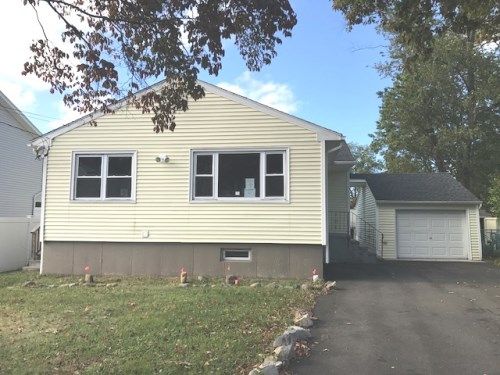 35 Canton Street, West Haven, CT 06516
