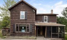 143 Blacksnake Rd Seabrook, NH 03874