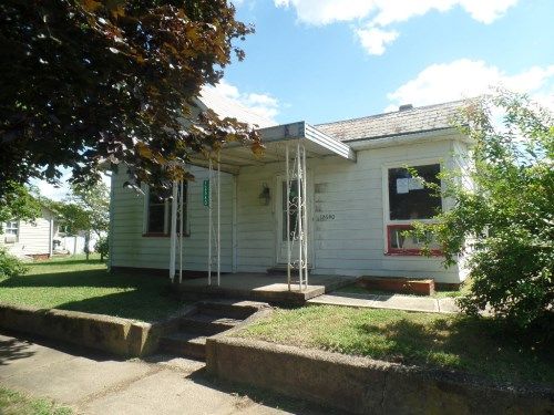12640 3rd Ave, Trinway, OH 43842