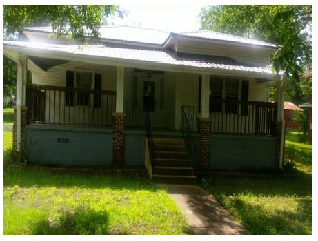 1403 NW 2nd St, Gordo, AL 35466
