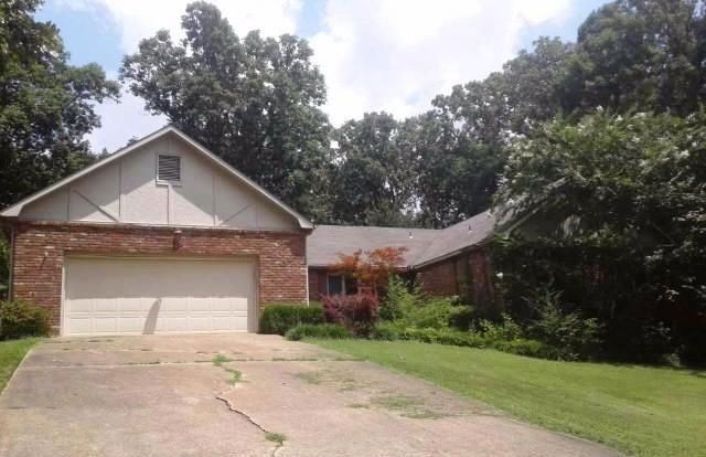 2102 Catharine Dr, Jonesboro, AR 72404