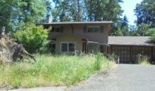 215 Coachman Dr Eugene, OR 97405