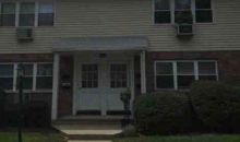 8 Lakeview Ave B Leonia, NJ 07605