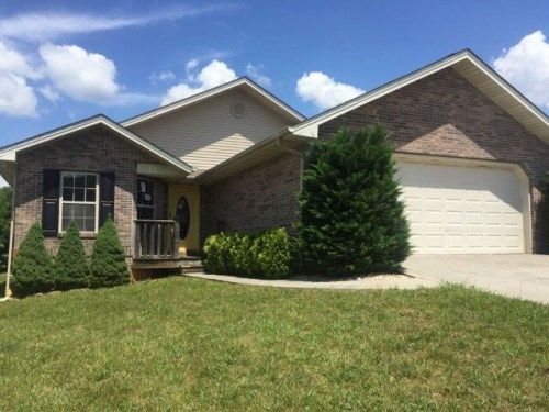 3505 Walking Horse Ln, Sevierville, TN 37876