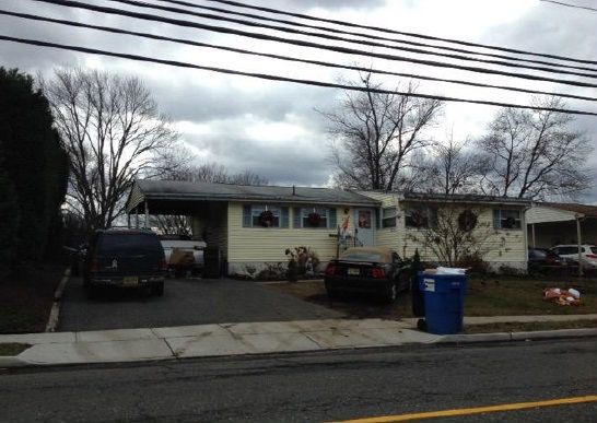 272 Middle Rd, Hazlet, NJ 07730