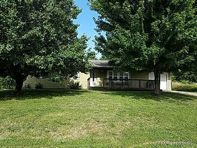 3240 N 85th Pl, Kansas City, KS 66109