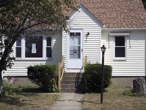 18 Merchant St, North Providence, RI 02911