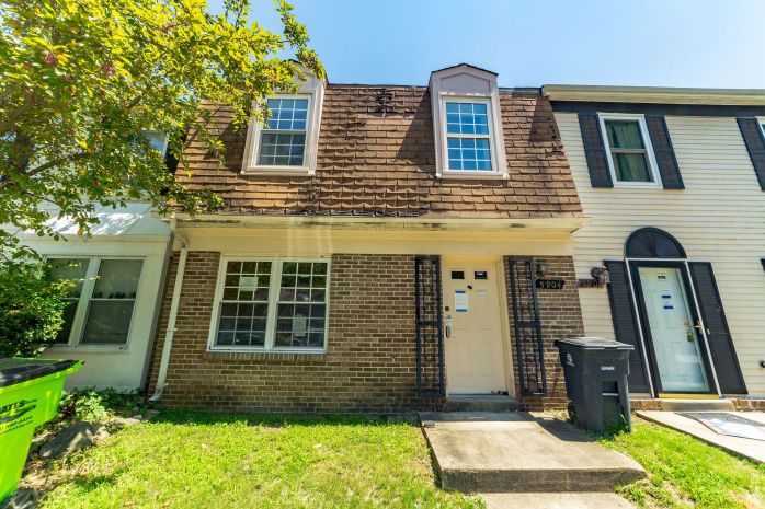 5904 Applegarth Pl, Capitol Heights, MD 20743