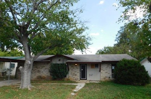 210 Brenda Dr, Converse, TX 78109