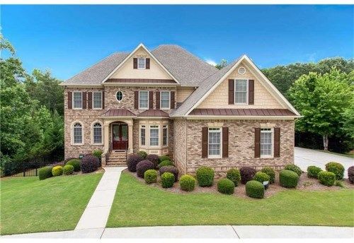 5654 Tuxedo Dr, Douglasville, GA 30135