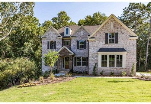 5460 Summit Oak Dr, Alpharetta, GA 30004