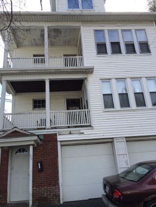 86 Marion Ave, Providence, RI 02905